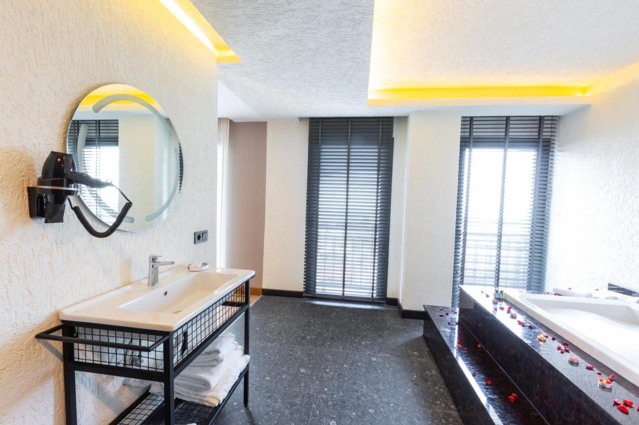 Nehir Otel Pelitli  Εξωτερικό φωτογραφία